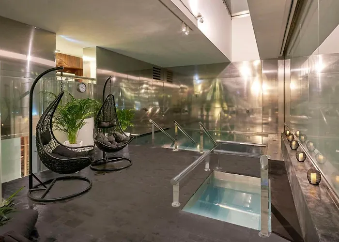 Hotel Nh Collection Constanza 4*