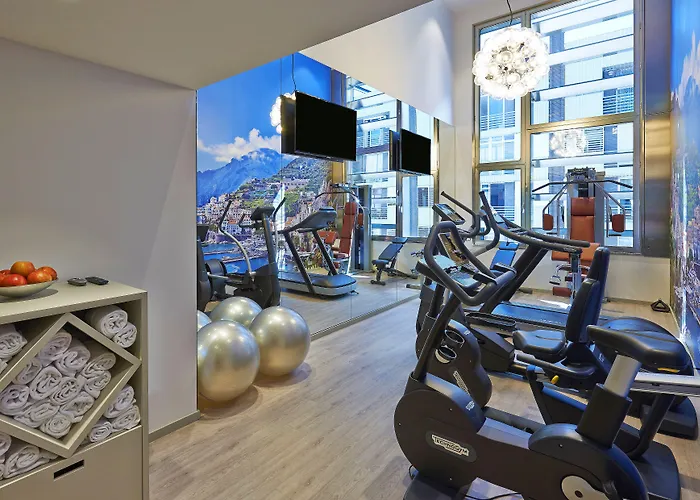 Hotel Nh Collection Constanza 4*