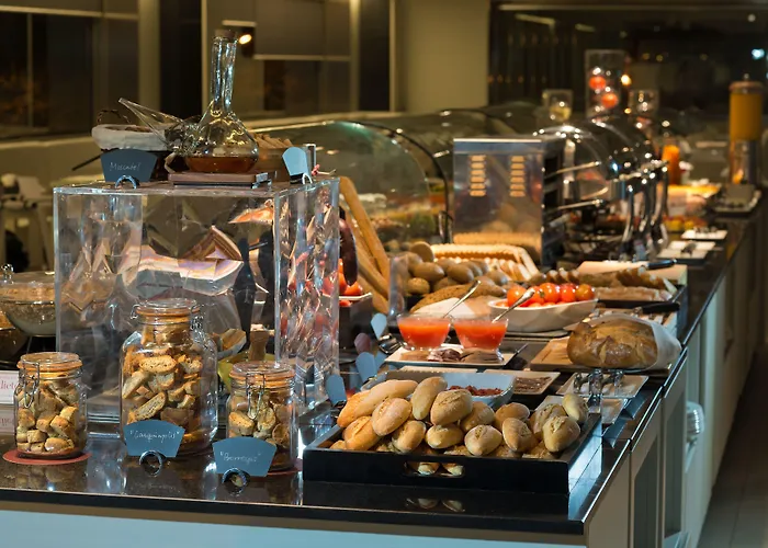 Hotel Nh Collection Constanza 4*