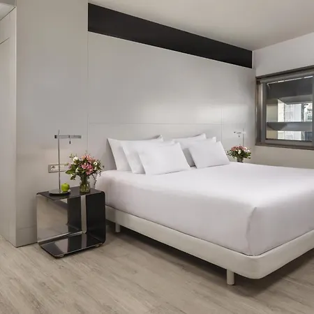 Hotel Nh Collection Constanza 4*